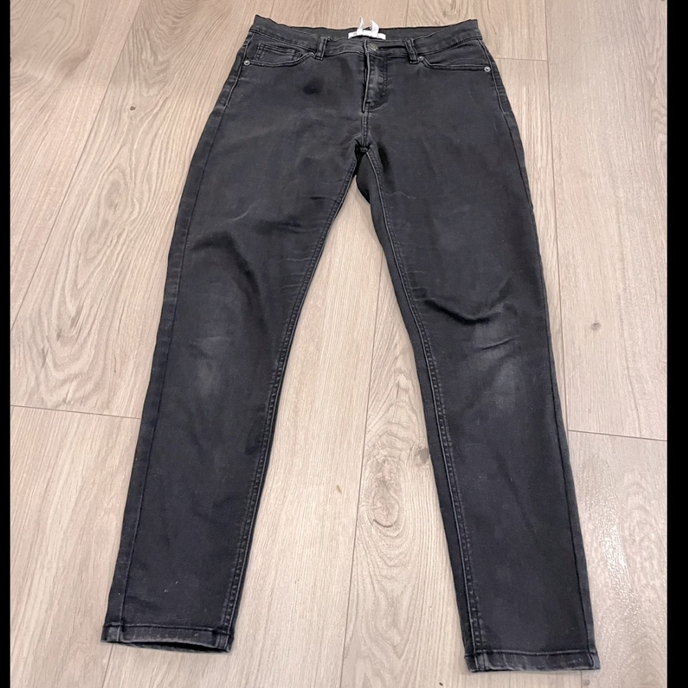 BCBG black skinny jeans size 8